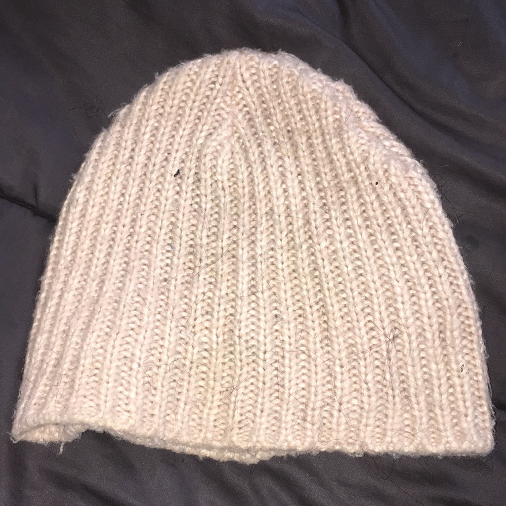 pink hat